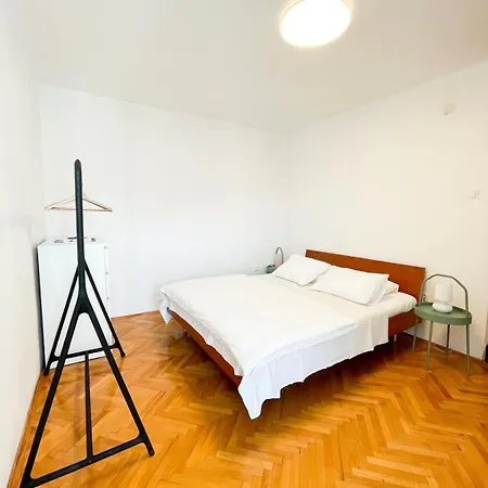 Apartments Dulcic Stari Grad  Exterior photo