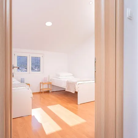 Apartments Dulcic Stari Grad  Exterior photo