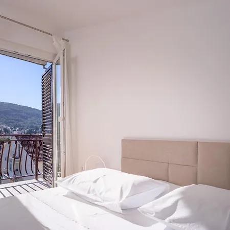 Apartments Dulcic Stari Grad  Exterior photo