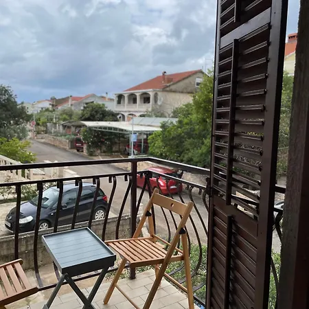 Apartments Dulcic Stari Grad  Exterior photo