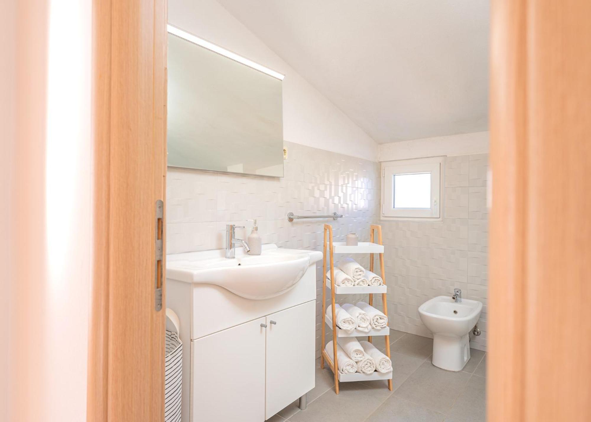 Dulcic Apartment *